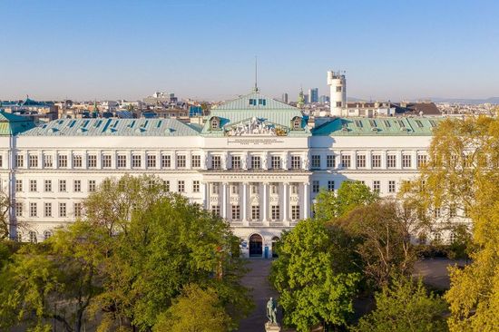 [Translate to English:] TU Gebäude