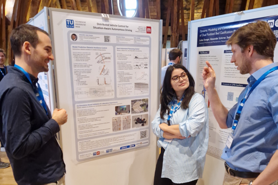 Cakir, Aybala präsentiert ihr Poster