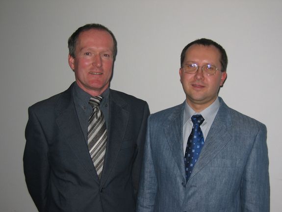 Peter Pisecker, Chefredakteur auto touring, Univ.-Prof. Dr. H.P. Lenz, Vorsitzender des ÖVK, Leo Musil, Laudator bei der Preisverleihung, Chefredakteur Freie Fahrt © IGM/STEHNO Peter Pisecker, Chefredakteur auto touring, Univ.-Prof. Dr. H.P. Lenz, Vorsitzender des ÖVK, Leo Musil, Laudator bei der Preisverleihung, Chefredakteur Freie Fahrt © IGM/STEHNO