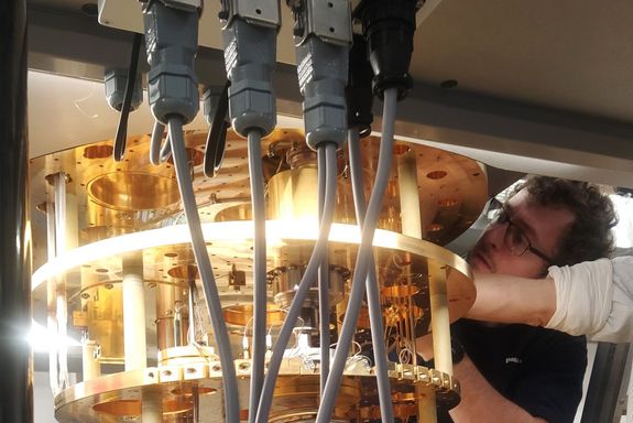 Installation of a new probe.