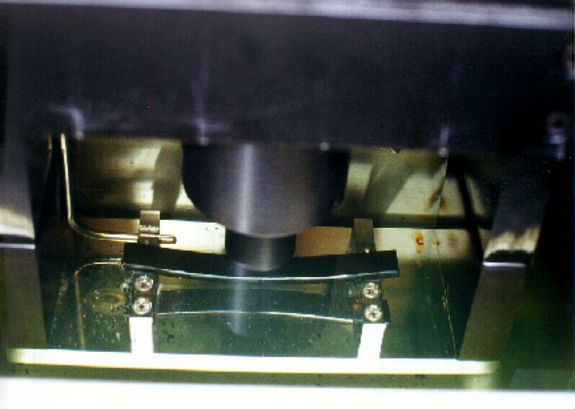 Messung der "Tieftemperatur" Eigenschaften im Biegebalken – Rheometer laut SHRP