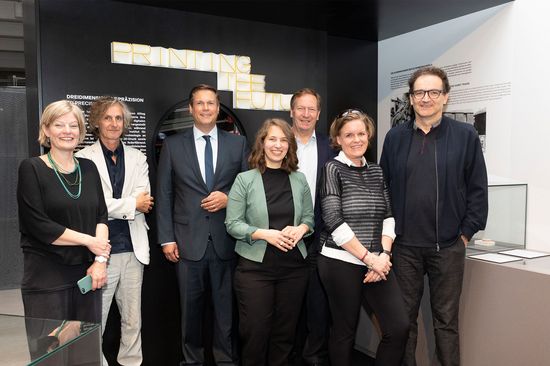 Gruppenfoto mit sieben Personen