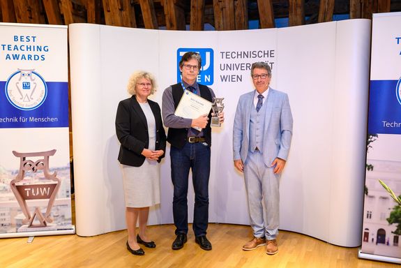 Best Teacher 2021 Friedrich Bauer (Fakultät für Elektrotechnik und Informationstechnik) Friedrich Bauer