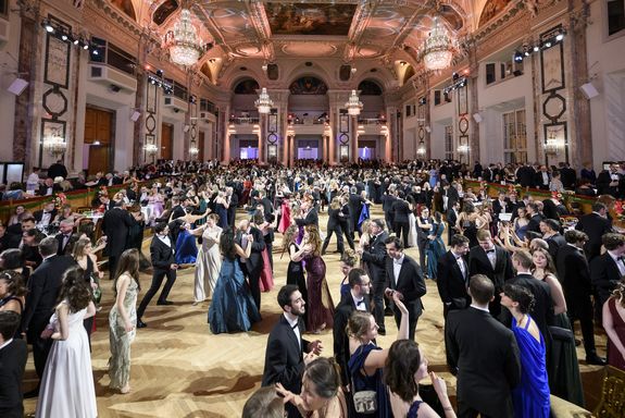 Am ausverkauften Ball genossen die Ballgäste ein abwechslungsreiches musikalisches (Tanz)Programm.