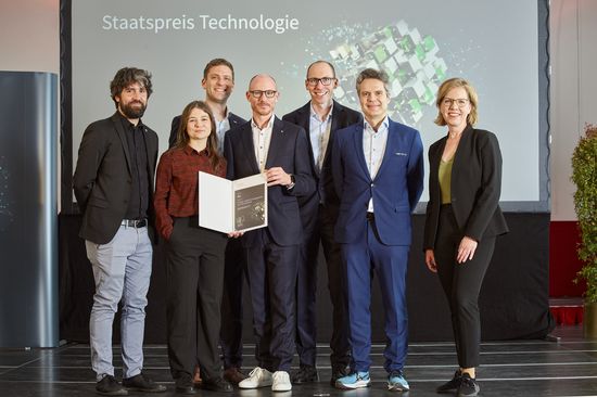 Gruppe Menschen stehend