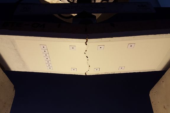 Ein Riss bildet sich