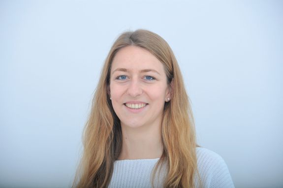 Portrait foto of Franziska Schöniger