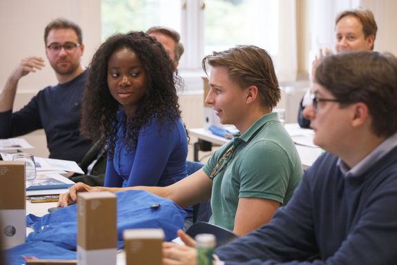 Teilnehmer_innen des neuen Durchgangs