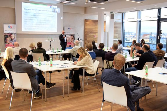 Leadership Talk mit Dr. Demel