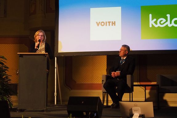 Podium Leonore Gewessler