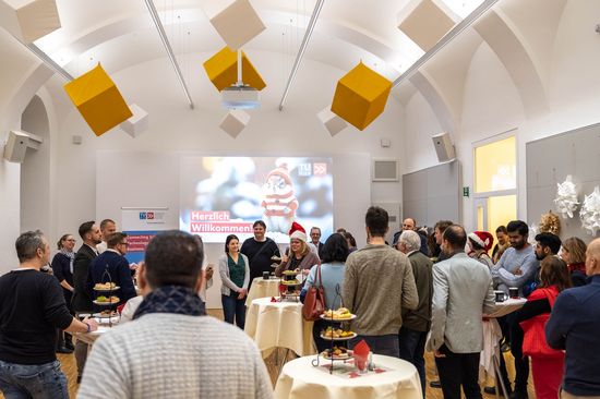 Die Gäste beim Networken