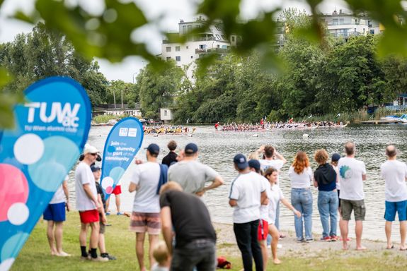 Wasser, Boote und Menschen