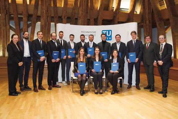 Alumni des MSc Immobilienmanagement & Bewertung
