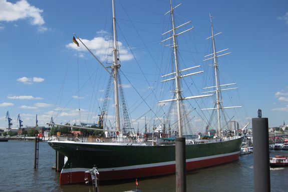 [Translate to English:] Ansicht von der Exkursion Hamburg, 2016