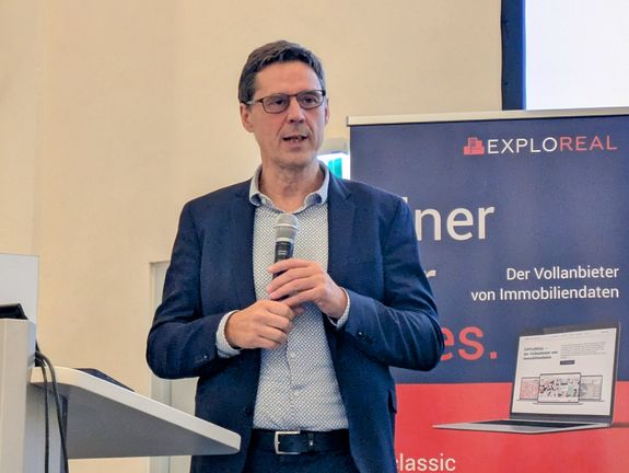 [Translate to English:] Begrüßungsworte von Alexander Bosak, Vorstand ImmQu 