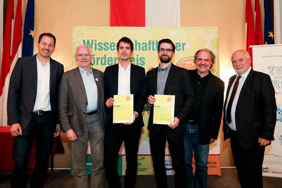 Georg Reischer, Paul Blaschke, Georg Kerber, Roland Martzy und Andreas Farnleitner sowie Wolfgang Zerobin von Wiener Wasser (v.l.n.r.) Foto: MA22/Christian Fürthner