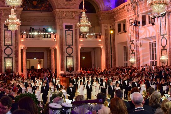 TU Ball 2020: Ein Abend voll Glanz und Tanz in der Hofburg