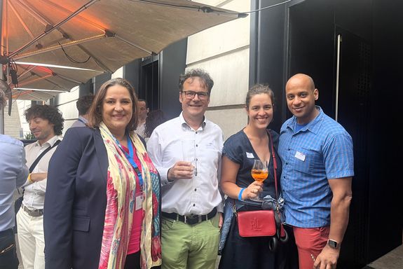 [Translate to English:] Petra Aigner mit ACE Alumni