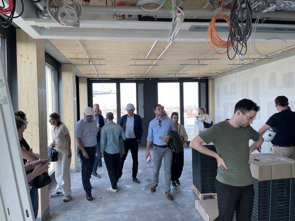 Gruppenbild - Baustellenbesichtigung