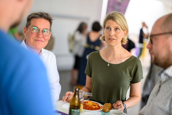 [Translate to English:] Impressionen Mid-Term Event Juli 2024