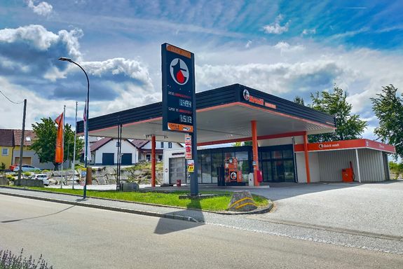 Eine Tankstelle