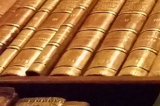 Contract Services staff members offer advice and support in drafting and negotiating R&D agreements and cooperation agreements with companies.