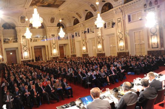 Eröffnung des 37. Internationalen Wiener Motorensymposiums in der Wiener Hofburg 