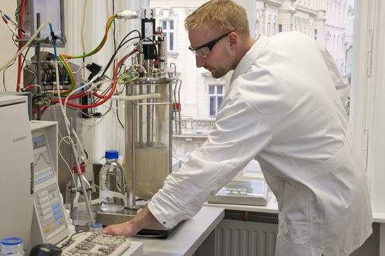 Biotechnologische Forschung im neueingerichteten Gebäude der TU Wien