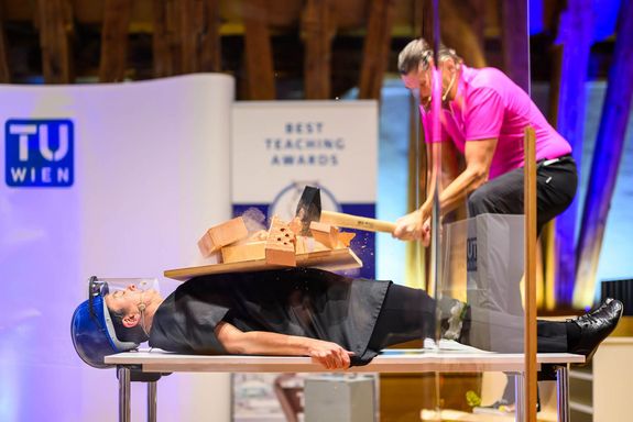 Experiment Oberzaucher Puntigam