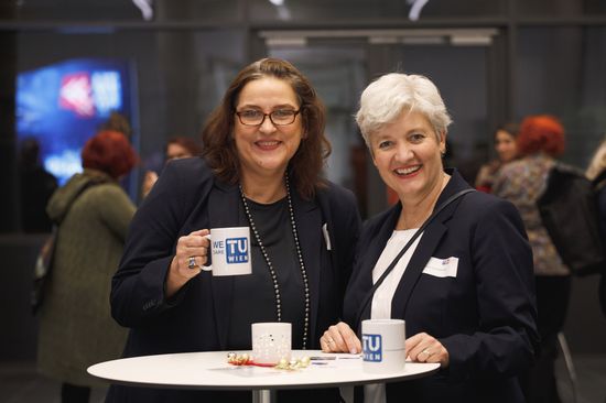 Petra Aigner und Monika Huemayer