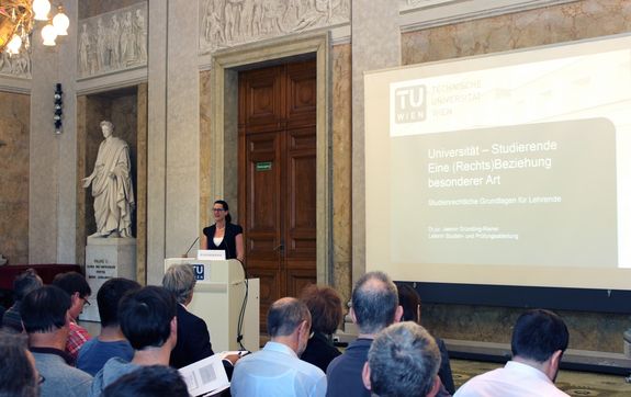 Dr. Jasmin Gründling-Riener