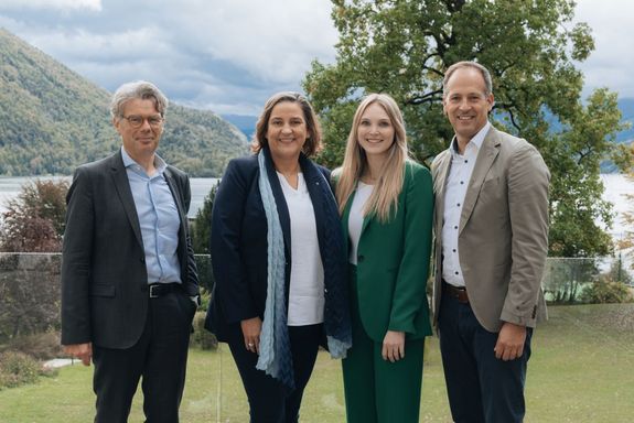 [Translate to English:] Gruppenfoto 2