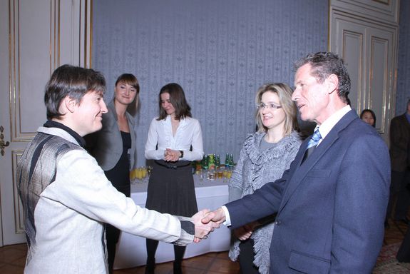 Dr. Heidrun Halbwirth und Bundesminister Karlheinz Töchterle