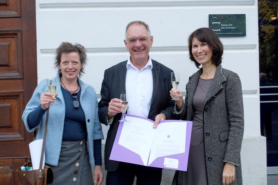 Projektkoordinatorin und Geschäftsführerin Rahel Falk, CEO von EIT Manufacturing Klaus Beetz und Verena Dolovai (TU Wien)