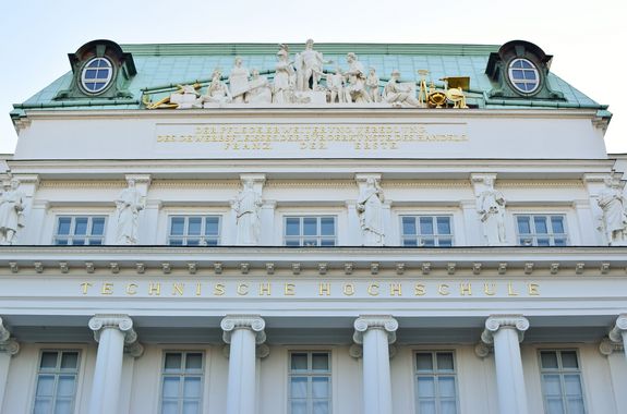 TU Hauptgebäude
