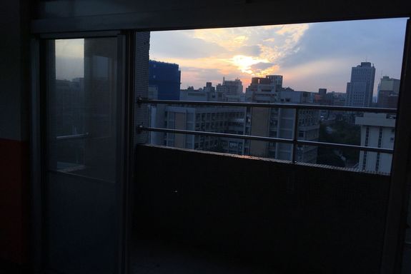 Sonnenuntergang über die Stadt