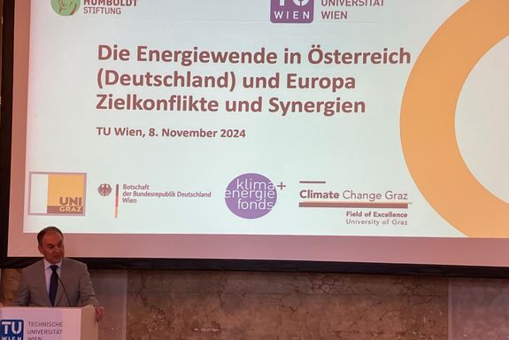 Eindrücke vom Kolloquium Energiewende am 8.11. im Festsaal der TUW