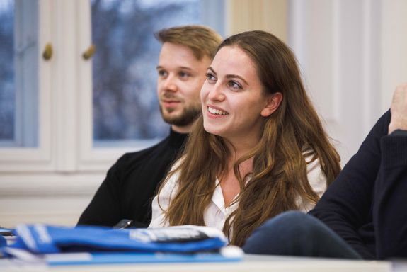 Teilnehmer_innen der Welcome Reception