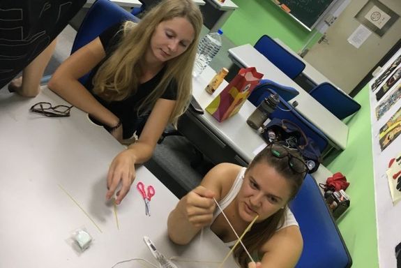 Studierende im Seminarraum