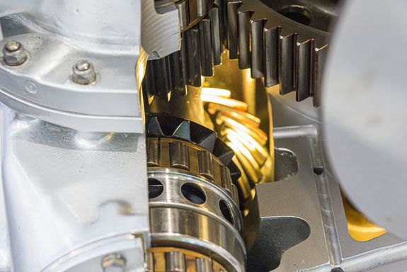 inner life of a helicopter gearbox