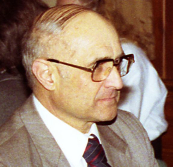Portrait Prof. Wolfgang Ströher
