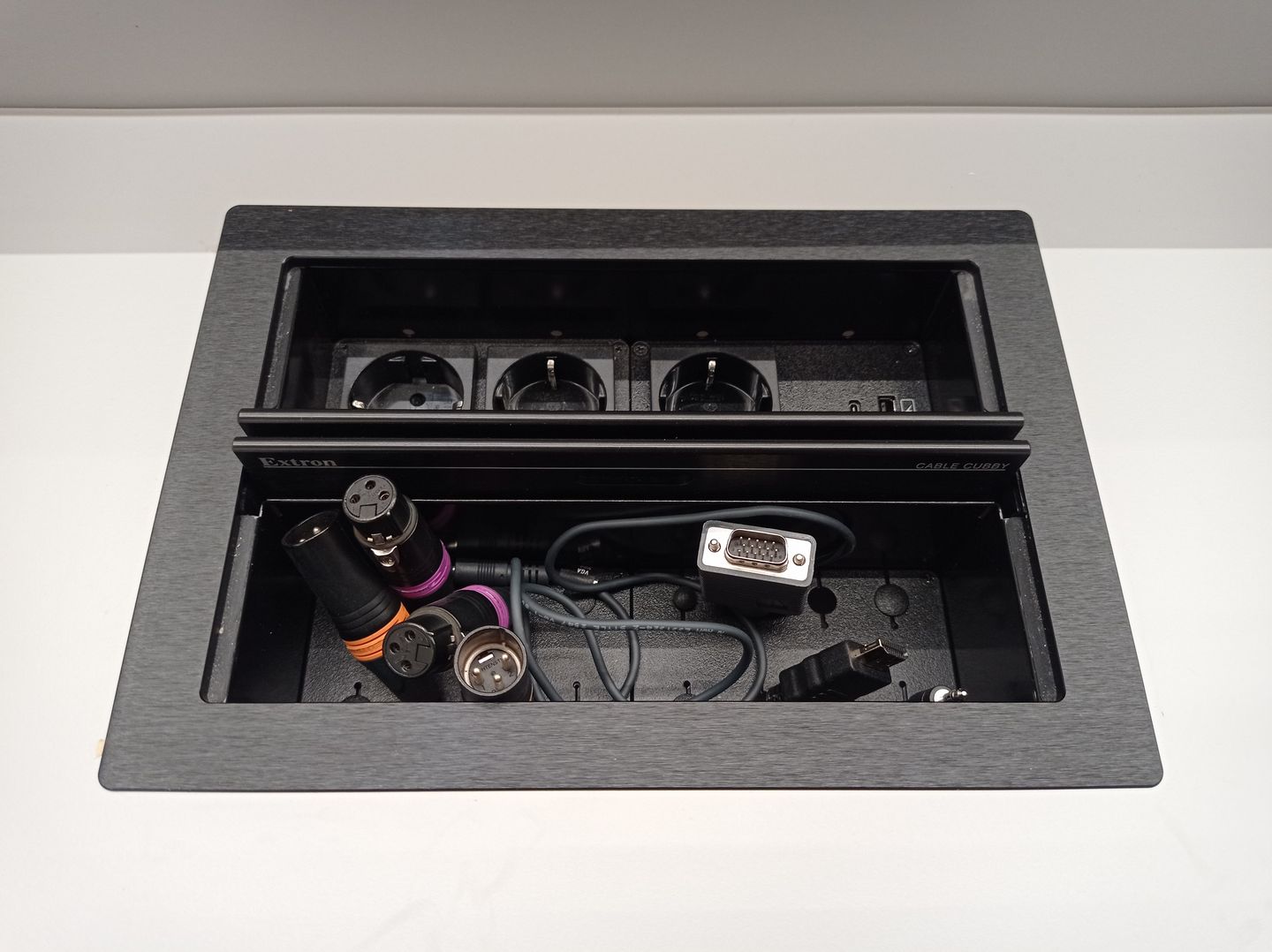 Extron