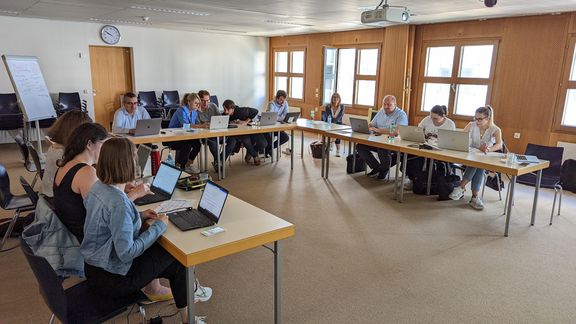 Snapshot of workshop participants in the event location at TU Wien Bibliothek