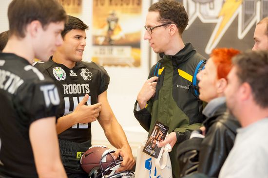 Besucher auf der onetufree