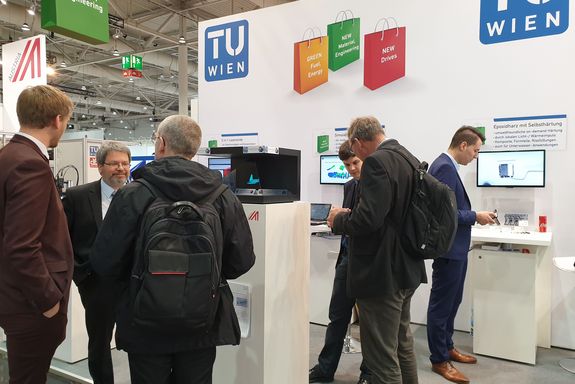Some more visitors are interested in the NGSolve software.