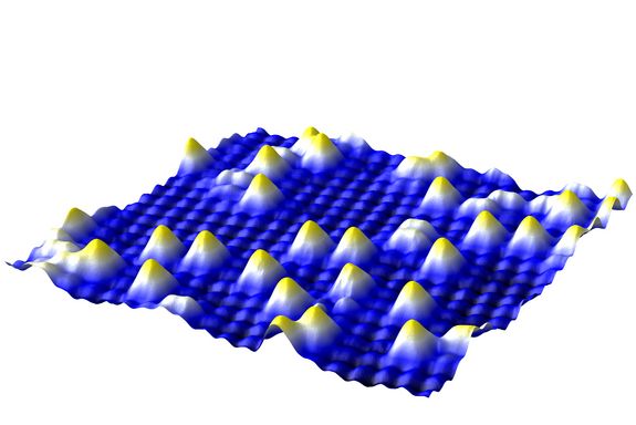 SMT-Image of the iron-oxide surface - with gold atoms on top