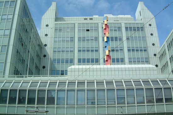 Freihaus der TU Wien. Grünes Gebäude.