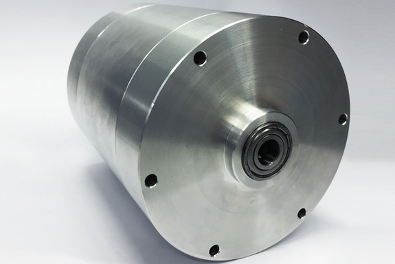 Highly energy-efficient sensorless drive