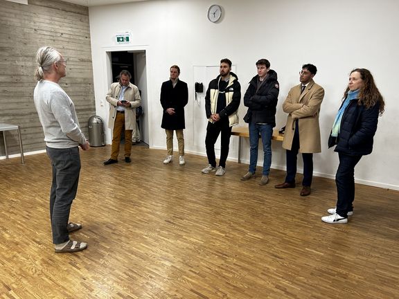 Gruppe zu Besuch