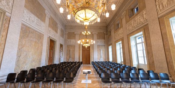 Foto Festsaal Kinobestuhlung Foto Festsaal Kinobestuhlung